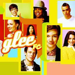 Bem vindos e Bem vindas Gleeks!
Esse espaço e pra vcs que amam Glee.
Aqui você ficara sabendo mais sobre o Glee.
Aqui vc fica mais louca(o) por Glee!
Segue?