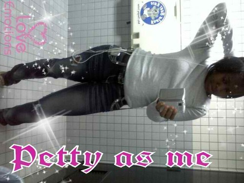 freakyyqurl_x3's profile picture. #TeamFuCKYOuuuu // #TeamFWM : ) #TeamDrkSKIN_ #TeamLOVEABLE : )) Fuckk Theee Rest Juss FOLLOW !