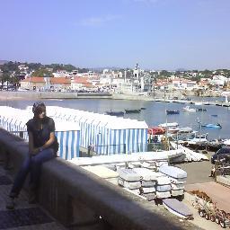 Anna23Lee's profile picture. I read, I write, I sleep (: