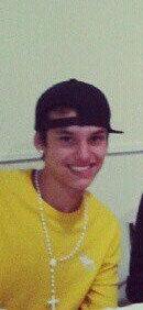 Gustaavoo_ctba's profile picture. Deus , Familia , Futebol , Amigos e Mulheres ♥  Aponta pra fé e rema