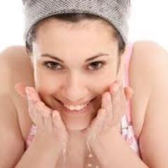 Descubre tips, consejos y tratamientos para acabar con la pesadilla del acne.
