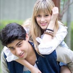 Eu descobri o verdadeiro valor de um abraço, quando  tudo que eu mais nesse cito é de um abraço de vocês...AMO Vocês ~~~ S2 Bria e Sophia