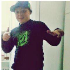 Amo Futebol,Pizza,comida em geral! Yow.