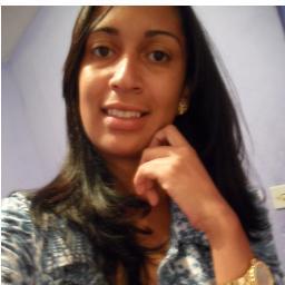 Nunca troque o que mais quer na vida, pelo o que mais quer no momento. Momentos passam, e a vida continua.
