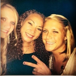 MaryDoneghy's profile picture. i dont have time to hate the people who hate me, im too busy loving the people who love me