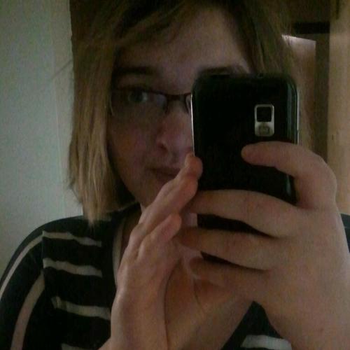 hi my names jenn dont be afraid to say hi