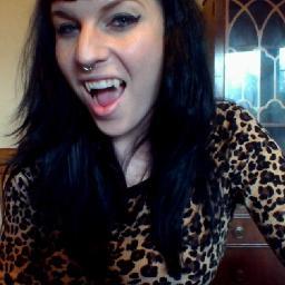 sjdandelion's profile picture. twitter is just OK.