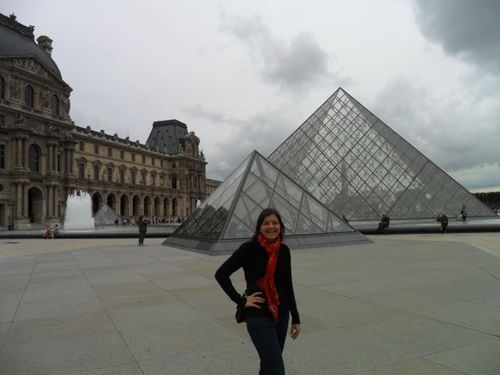 laurabs10's profile picture. 