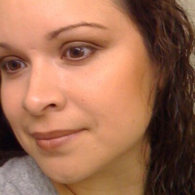 Laura Leak's Instagram, Twitter & Facebook on IDCrawl