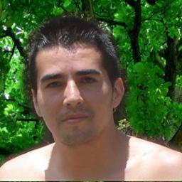 Soy un joven emprendedor especializado en mercadeo, relaciones publicas, diseño grafico y diseño web, SEO, Social Media y Marjeting Digital Real
