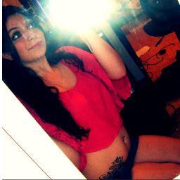 I'm a snowbunnii :) love #dreadheads & #tattoos :) #TeamCapricorn . fwm ;)  follow on IG:  its_a_snowstorm