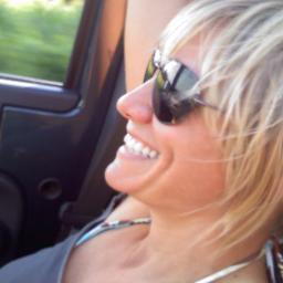 cosmokimberly's profile picture. 