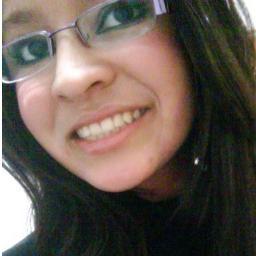 Garotas perfeitas não mentem, não bebem, não brigam, não erram e não existem .. Por isso não sou Perfeita *--*