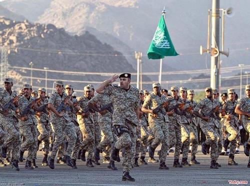 rafe3_rah's profile picture. عسكري لدي خبرة في جميع الأسلحة الرشاشة وأسلحة القنص، أحب الله ورسوله، أدخل تويتر أغلب الأوقات من جهازي ايفون، واشكر صاحب هذا الحساب على مساعدته لي @apple_wrld