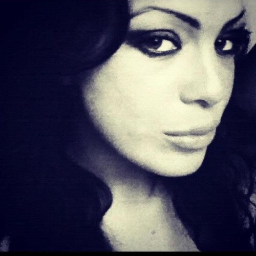 EllejFox's profile picture. (2011) Label: ProductionLourdeRecords ® Maison de distribution: Disques office ® Genève - Paris - Rahovec · http://t.co/Y0Z5EXNQQq