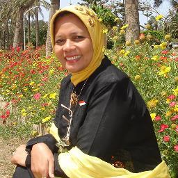 MarwahDaudIbrah's profile picture. Founder dan Trainer MHMMD (Mengelola Hidup Merencanakan Masa Depan).  #MHMMD Berbagi #ImpianINDONESIA  Menuju #Nusantara Jaya 2045.