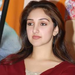 khoosorat log mujhay achay lagtay hein