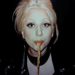13. #LittleMonster always♥ 
Una mente demasiado privilegiada muahahaha.