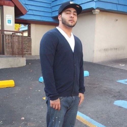 Im the nigga that'll pop the king scoop the queen n take over the hood with a ruthless team...CTM