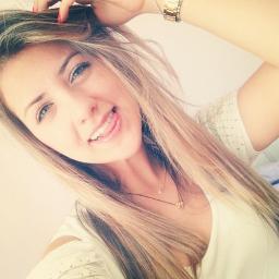 ''É que de todas as suas mentiras, eu te amo era minha favorita ''