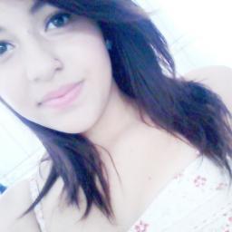 14 anos, sagitariana, corinthiana, roqueira, revoltada, bipolar, ciumenta, anti-social, confusa mais decidida, música e amor. bestfriendforever @onerevolt ♥
