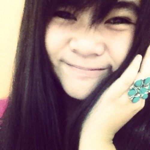 14 | Filipina | Ednasian | DJester | Belieber 

Photography, Music , Leadership, Smiles , Laughter , Peace , Love 3 

Follow me here too : @jeeyuesteeayen