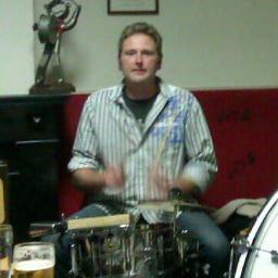 dreke11's profile picture. Beter spijt van dingen die je hebt gedaan,
Dan spijt van dingen die je niet hebt gedaan