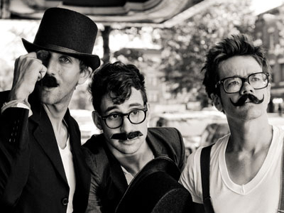 BandaFunBR's profile picture. A banda 'Fun' é uma banda indie pop, consagrada nos EUA pelo seu hit number #1 We Are Young e por já estar com um mais novo sucesso denominado Some Nights