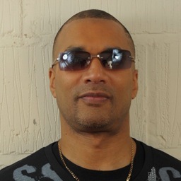 keyboardist in Johnny2bad & XOVA  (a microwave expert!), my favorite artist Stevie Wonder, Bob Marley, My Mom is my hero XOVA Facebook -https://t.co/6O9faScHoV