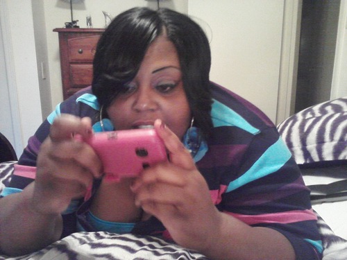 lovewillstand's profile picture. 