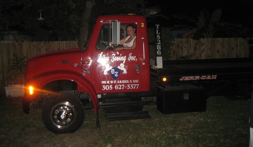 DiLeoTowing's profile picture. When you're in trouble on the road, DiLeo Towing is on the GO!