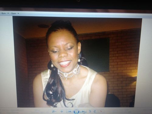 KayteeSings's profile picture. 