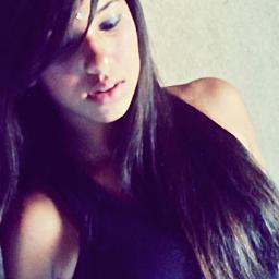 ▪▪▪› Aquelα que você nuncα será, αté mesmo porque
   sou únicα .!
Você fαlα dα minhα roupα e do meu cαbelo

mαs tentα me imitαr nα frente do espelho!