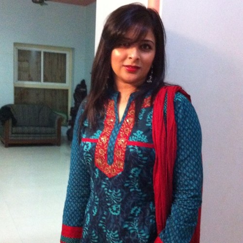 zarin_batha's profile picture. 