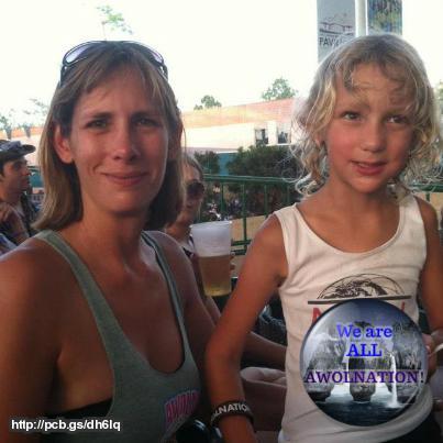 I LOVE my kids, music and travel. I also have a salt water soul!!