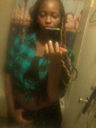 MY NAME IS C.A.R.L.Y.S.S.A!!!!! BYTCH LOVE BEING AROUND CLASSY BYTCHES NOT NO TRASHY HOES #LOVE#REAL#THICK A.F!!! SO FOLLOW DIS ASS AN IT WILL FOLLOW BACK!!!!:P