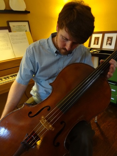 maker of violins, violas & cellos. cellist. homebrewer. backcountry skier.