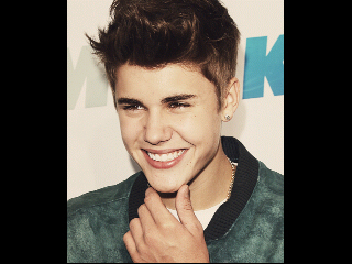 belieber y a mucha honra, enamorada de ese niño de Canadá, que cada dia me enseña a no rendirme nunca.