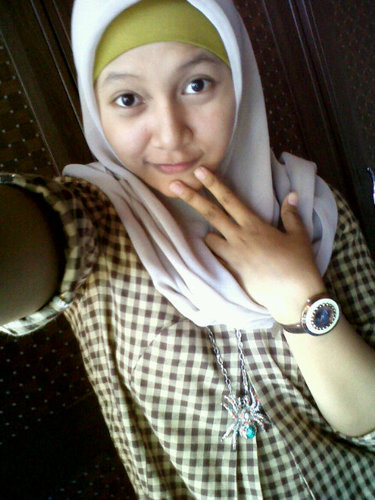 08-10-1994/SMA 2 Pamekasan/PIN 2A012E4A/facebook Riska bareran