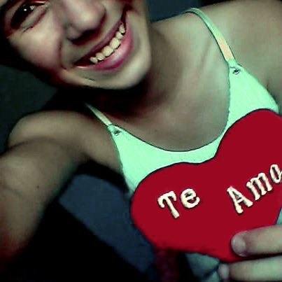 Avriiiil Laaaaaviiignee 
*-----*