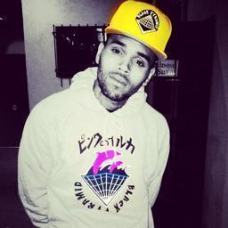 I ωill always be a #TeamBreezy and that won't єνєя change @chrisbrown followed me 1-6-13// my ℓσνє. @mombreezy followed me 6-18-12 I am a stan for @chrisbrown.