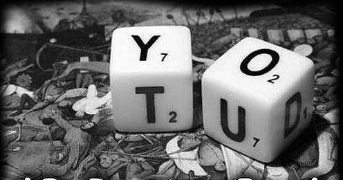 siempre existirá alguien en tu vida que es y será tu debilidad...!!!!!