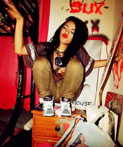 BlackGulProblem's profile picture. things us black girls can relate too