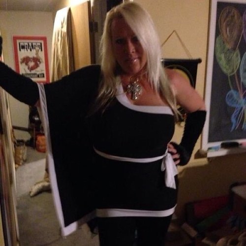 LisaMichele1968's profile picture. I am the Owner and Founder of Lii'Lae Jewelry.  Name brand items at costume jewelry prices!