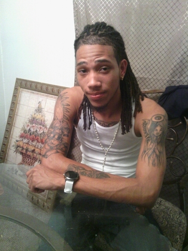 have tweet stalkers lol :p BloodBrudda til da death of me! Follow OR Swallow a Hollow!