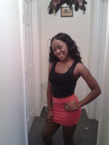 beautiful, loving & caring, single and I do wateva it takes to keep my baby girls happy..... follow me :-)