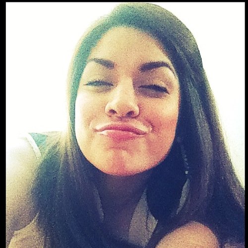 elisa_adelinaa's profile picture. I'm all about good vibes