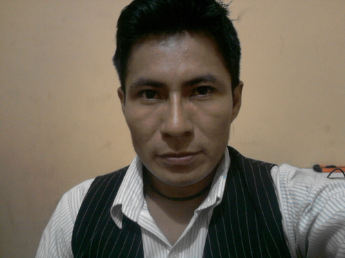 TuntiakW's profile picture. 18/05/79