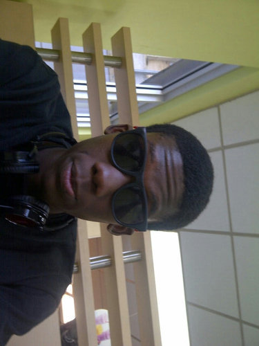 Lazslo_Maxim's profile picture. #Gemini/ #MusicisLIFE/ Persevere Through it All/ #DanceKing/#GetRichorDieTrying / #HighTops /#TopFloor/ Little Fish...Big Ocean; Just Tryna Make It