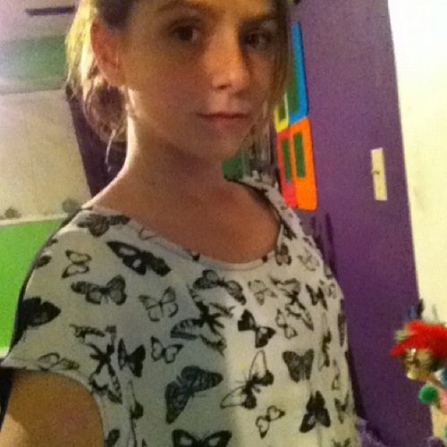 a_random_rawr's profile picture. 